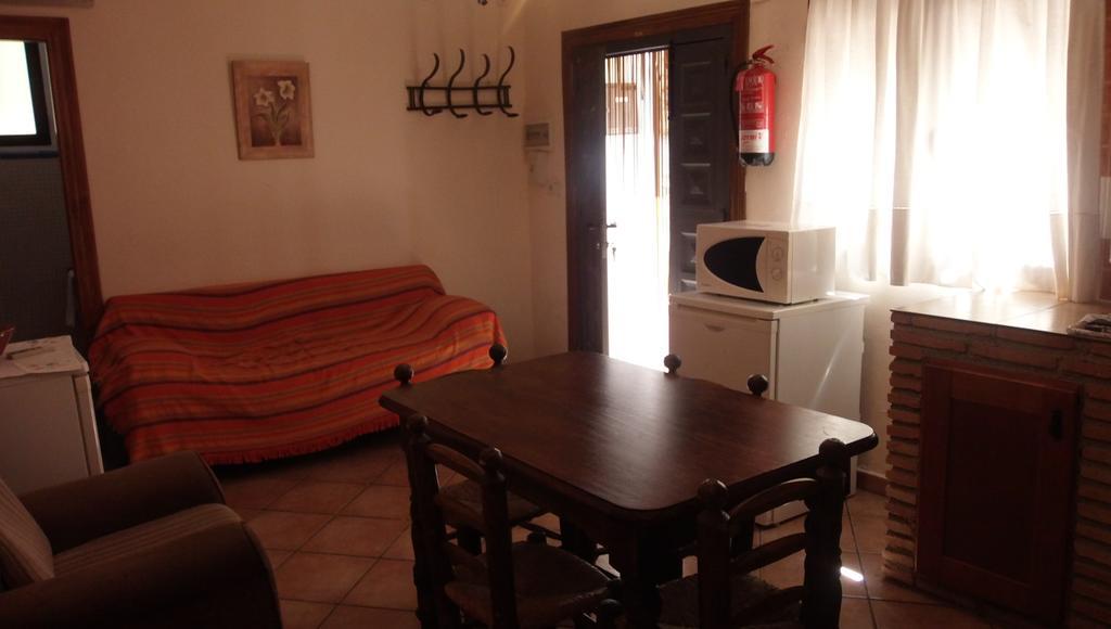 Casas La Piedra De Tiscar Βίλα Εξωτερικό φωτογραφία