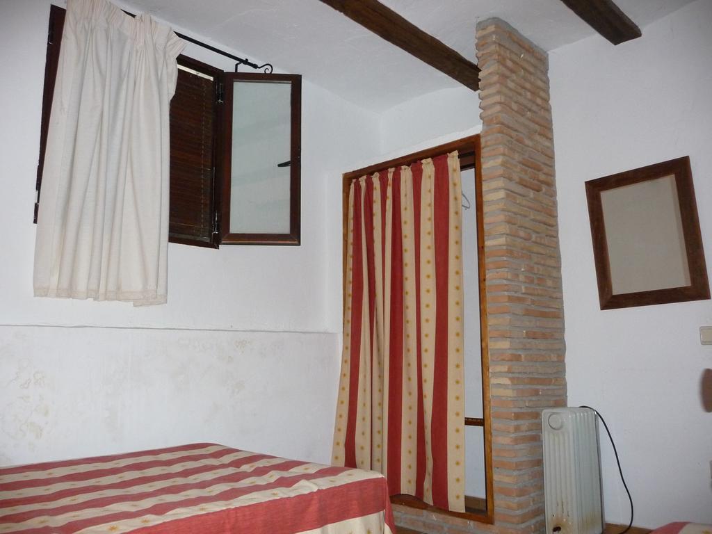 Casas La Piedra De Tiscar Βίλα Εξωτερικό φωτογραφία